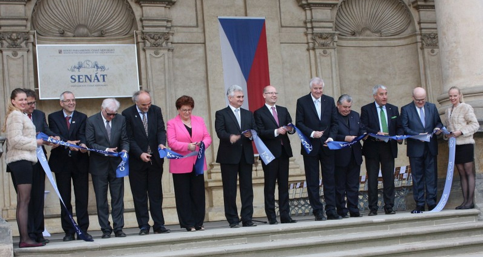 Feierliche Eröffnung der Bayerisch-Böhmischen Landesausstellung "Karl IV. 700 Jahre" in der tschechischen Hauptstadt Prag.