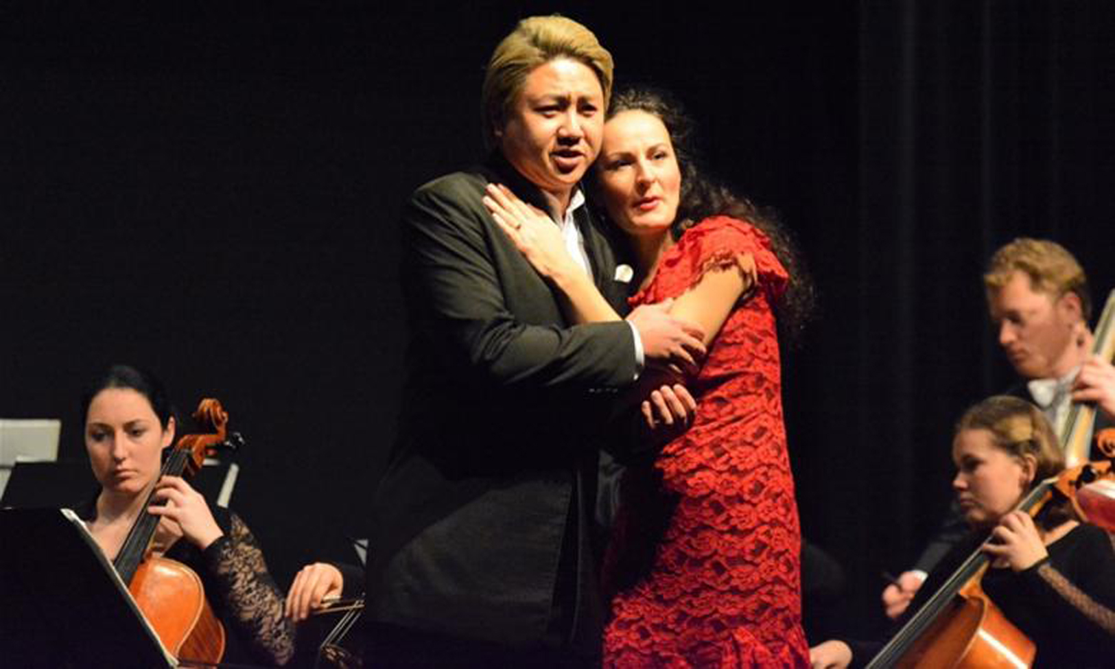 Duette, die große Emotionen freisetzen: Kyubong Lee und Luminita Andrei mit Ausschnitten aus Verdis "Rigoletto" und eine Mozart-Zugabe aus "Don Giovanni".